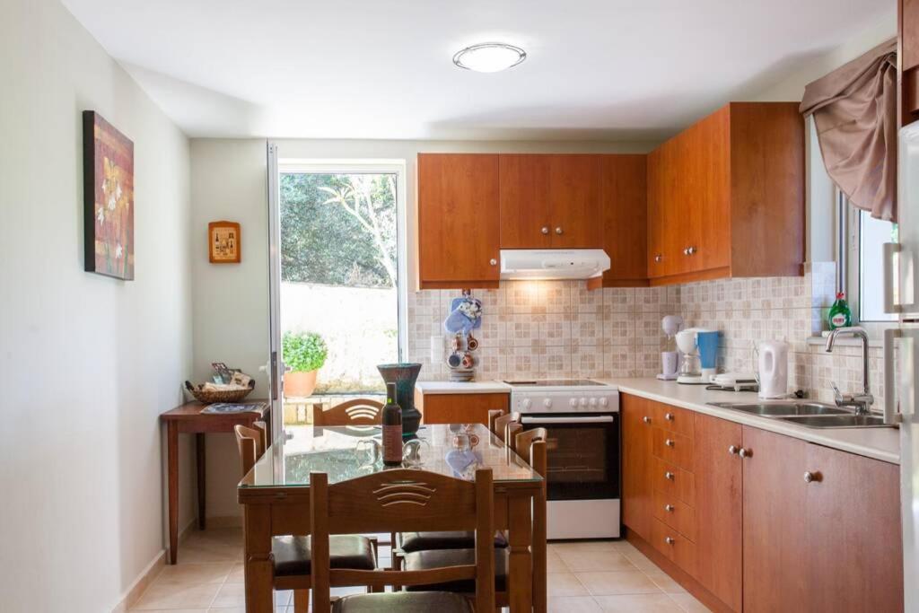 Vila Kaktos 1 Kíssamos Exteriér fotografie